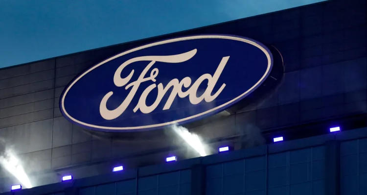 Ford попросила суд отклонить иск General Motors из-за названия автопилота
