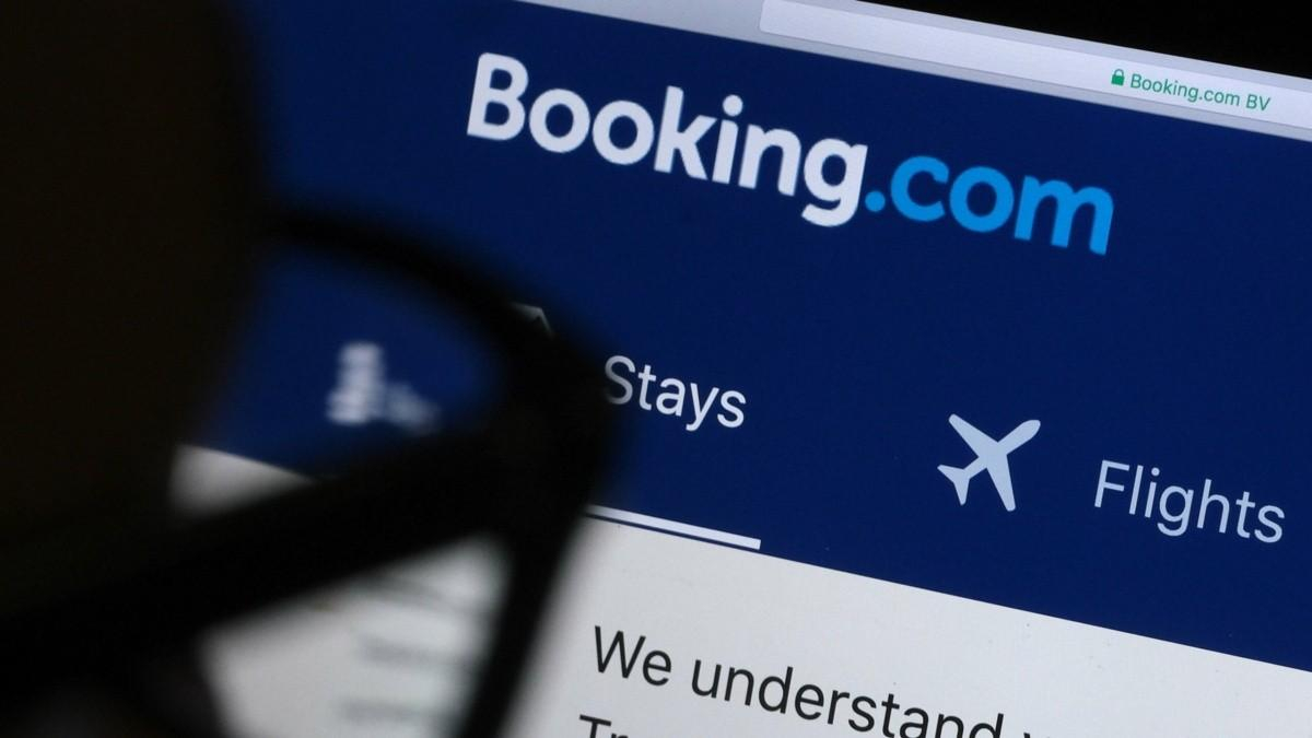 ФАС оштрафовала Booking.com на 1,3 млрд рублей за злоупотребление доминирующим положением на рынке