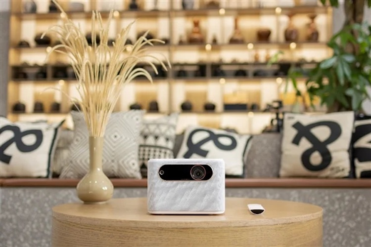 Lenovo представила проектор Smart Projector T500 стоимостью $465