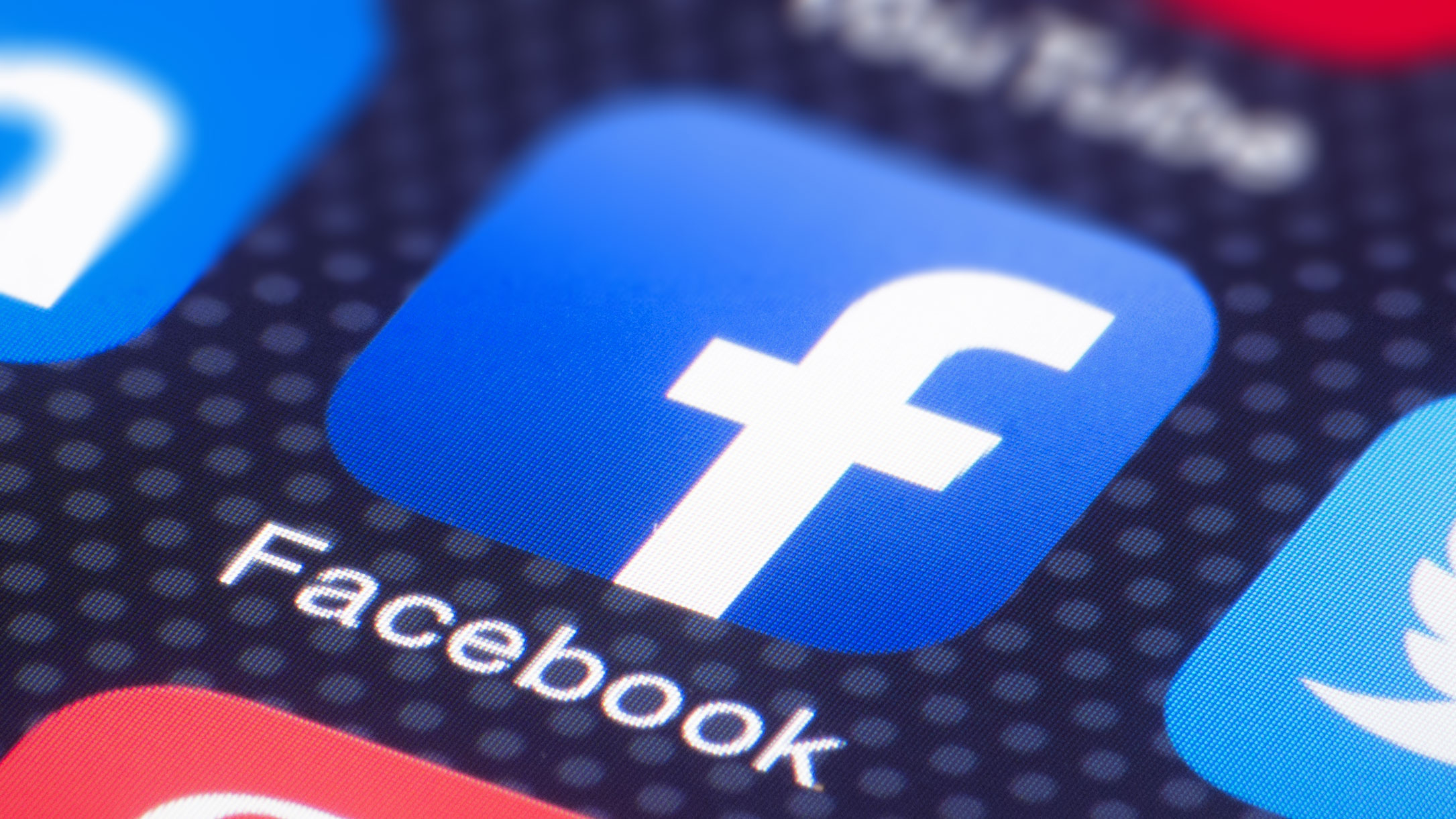 Россия впервые применит оборотный штраф к Facebook — его сумма может превысить миллиард рублей