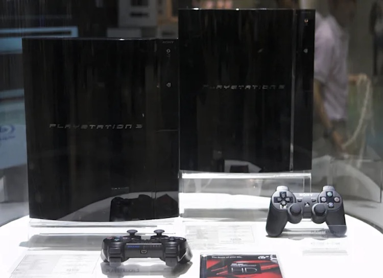 Sony сильно усложнила покупку игр для владельцев консолей PS3 и Vita