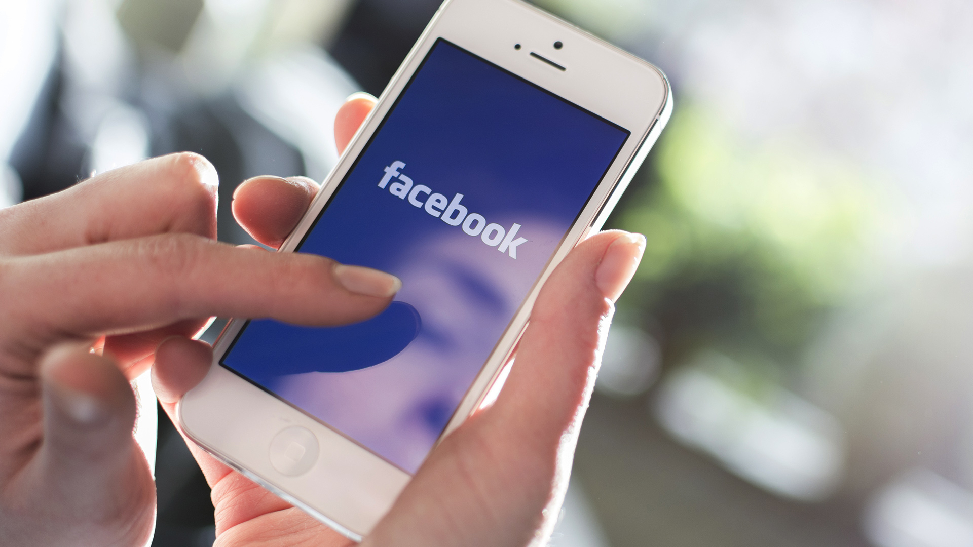 Facebook предупредила некоторых пользователей о блокировке в случае отказа от антифейковой программы