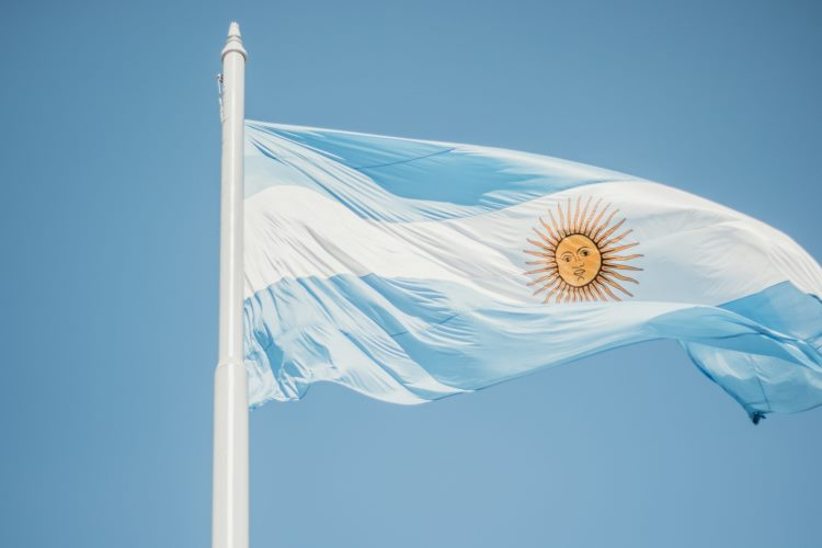 Хакер похитил государственную базу данных с информацией о всех гражданах Аргентины