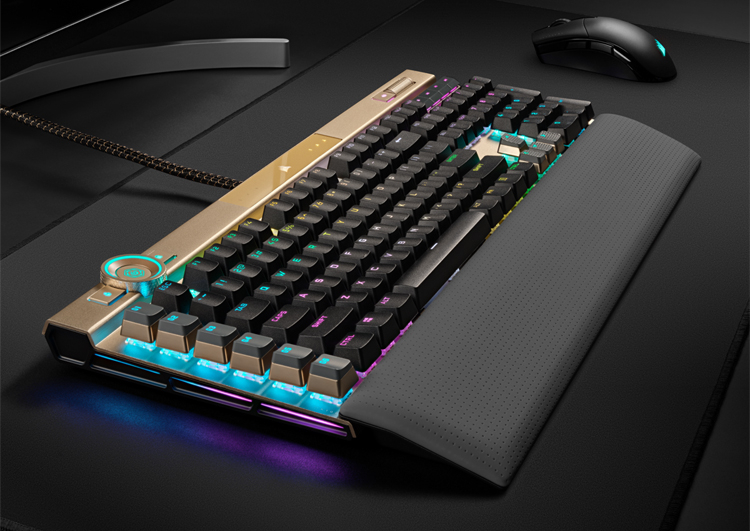 Corsair выпустила клавиатуру K100 RGB с оптико-механическими переключателями за $250