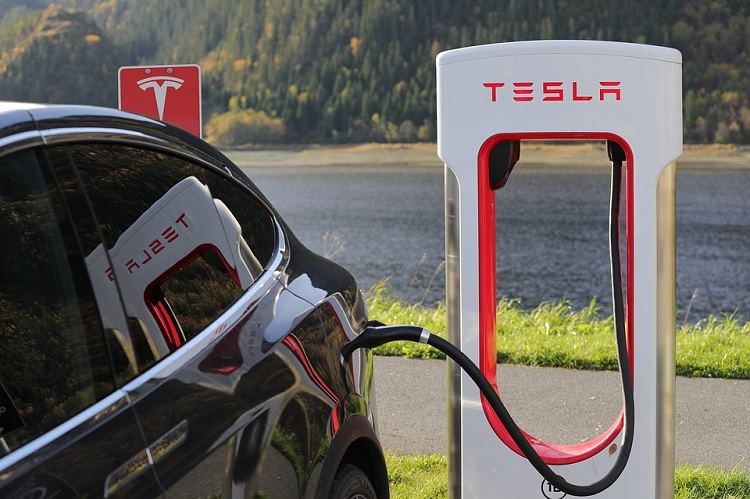 Tesla открыла дата-центр в Шанхае, где будет хранить данные китайских пользователей