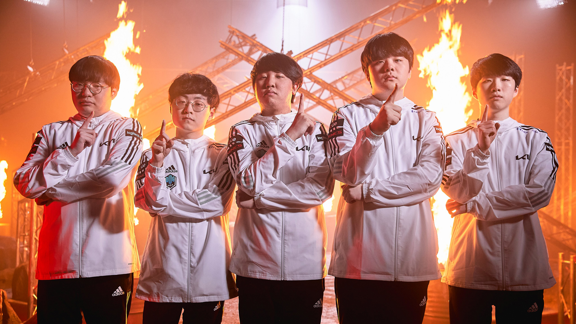 Edward Gaming стала чемпионом мира по League of Legends на турнире Worlds 2021