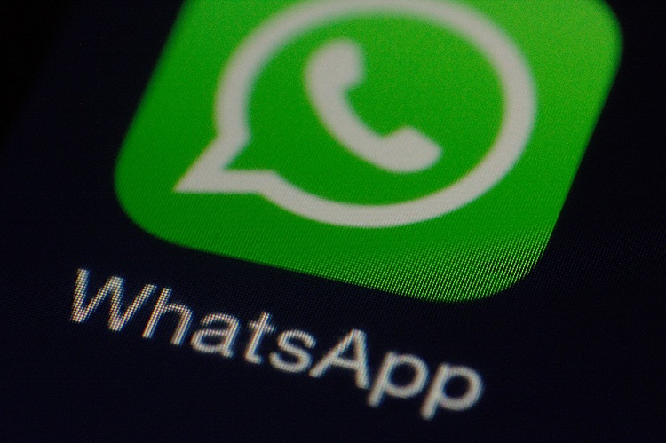 WhatsApp добавит возможность оставлять "реакции" на сообщения