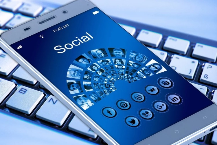 Британский регулятор заблокирует сделку компании Meta по покупке сервиса Giphy