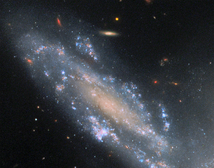 Фото дня: завораживающая иллюзия столкновения галактик
