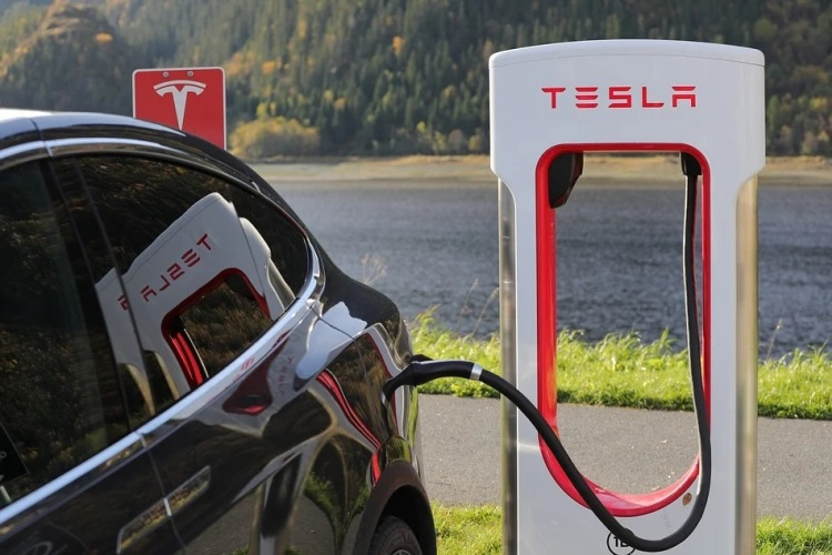 Американский стартап сделал батарею, на которой Tesla Model S смогла проехать 1210 км вдвое больше нормы