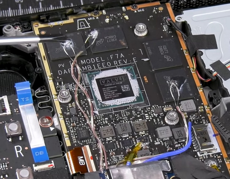 Разборка Steam Deck показала гибридный процессор AMD Aerith и компактную систему охлаждения
