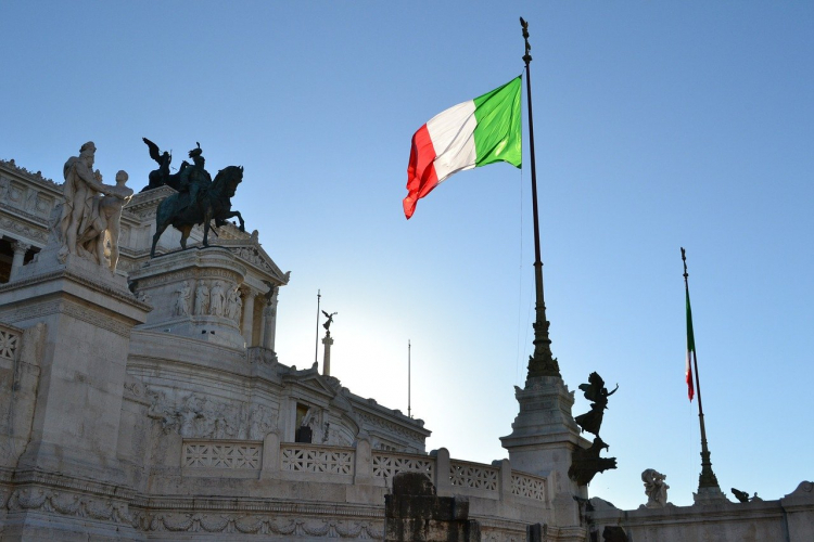 Италия предоставит новым покупателям электромобилей субсидии на сумму до 6000 евро