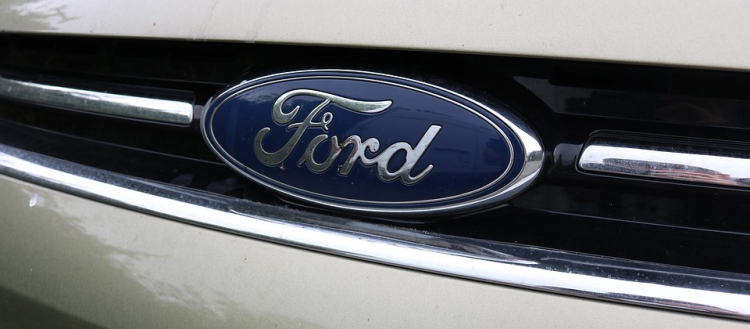 Производство Ford в Европе пострадало из-за дефицита чипов и событий на Украине