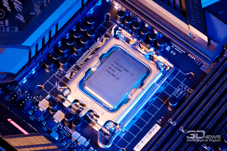 Intel признала факт деформации крышек процессоров Alder Lake, но отказалась считать это проблемой