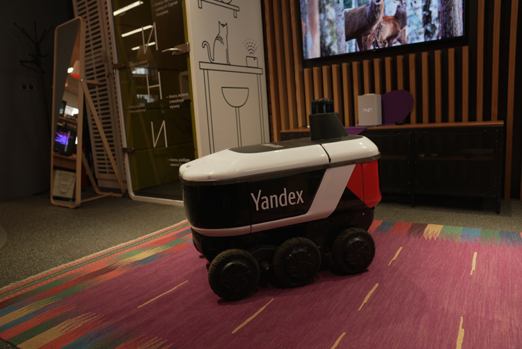 Самый первый ровер «Яндекса» поселился в московском музее компании