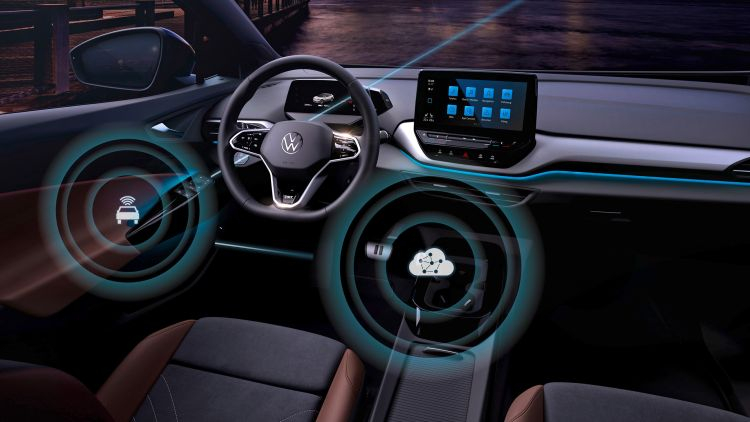 Volkswagen подтвердила, что будет использовать чипы Qualcomm для автопилота, но также не откажется от работы с Mobileye