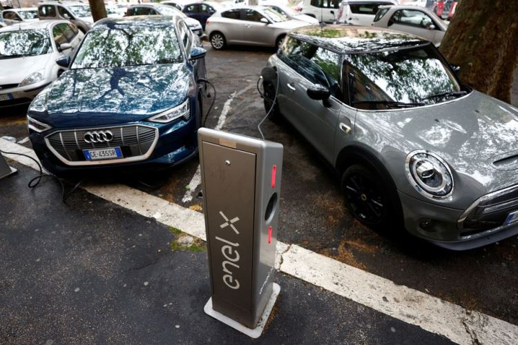 Доля полностью электрических автомобилей на рынке ЕС почти удвоилась в первом квартале