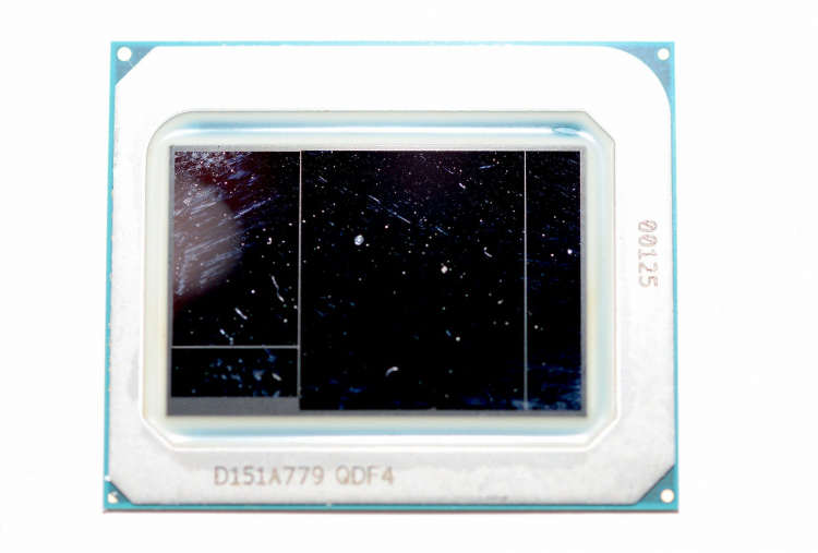 Intel живьём показала мобильные процессоры Meteor Lake из нескольких отдельных кристаллов4
