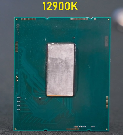  Intel Core i9-12900K без теплораспределителя (фото der8auer) 
