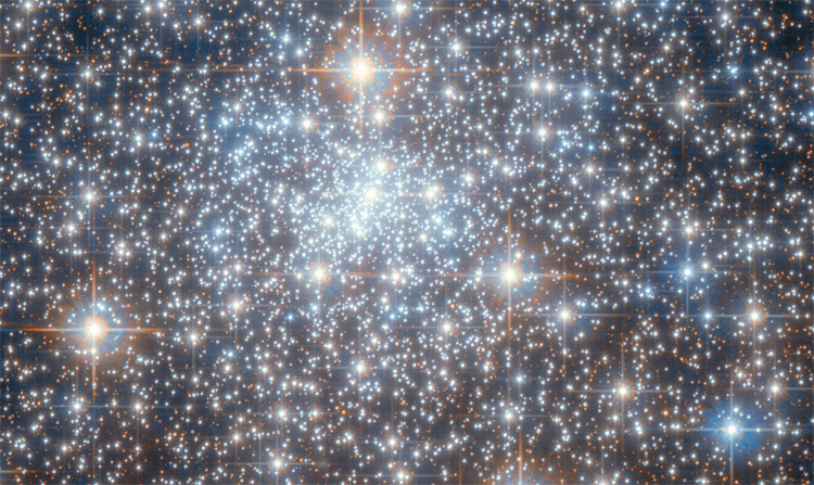  Источник изображений: NASA/ESA Hubble Space Telescope 