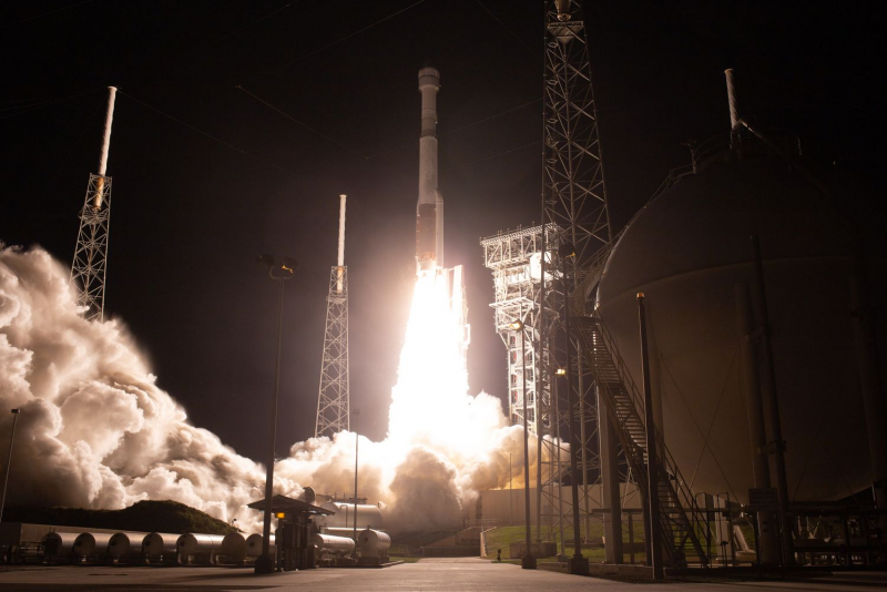  20 декабря 2019 года. Ракета Atlas V консорциума United Launch Alliance стартует с космодрома на мысе Канаверал и выводит беспилотный корабль CST-100 Starliner на орбиту. Фото Boeing 