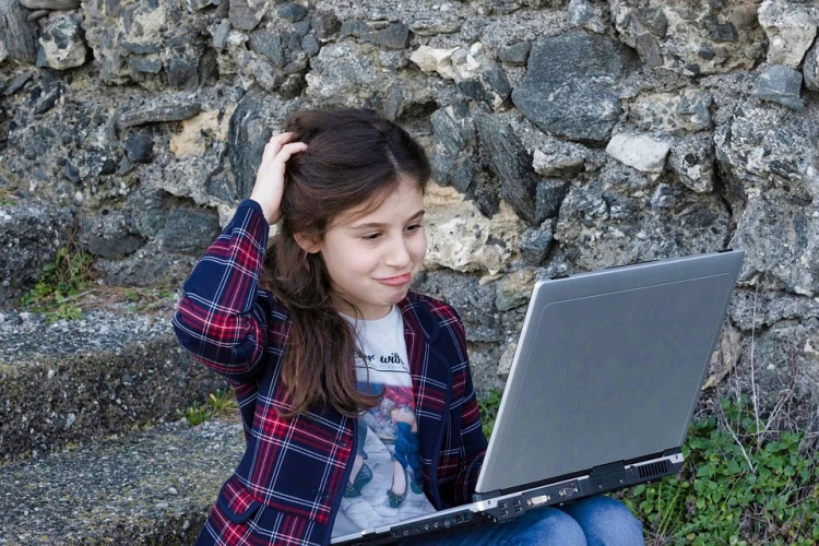 Калифорния намерена усилить ответственность социальных медиа за формирование зависимостей у детей