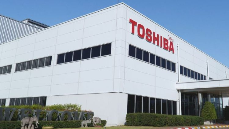Сразу восемь инвесторов заявили о желании поучаствовать в приватизации Toshiba