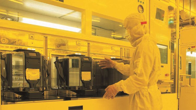 Semiconductor market in 2022 will grow by 11% in money even in the current challenging environment Semiconductor market in 2022 will grow by 11% in money even in the current challenging environment