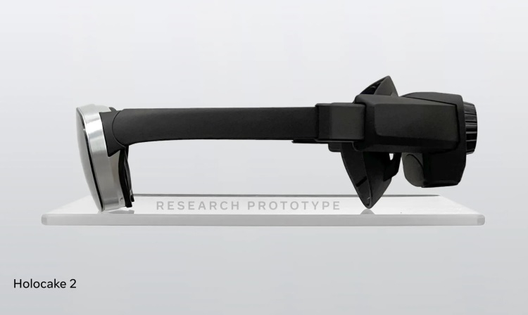     Прототип VR-гарнитуры Holocake 2 / Источник изображения: The Verge 