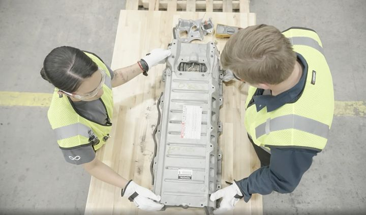 Toyota Motor присоединилась к программе вторичной переработки тяговых аккумуляторов Redwood Materials"