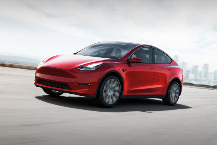 Акции китайских производителей электромобилей взлетели, опередив Tesla