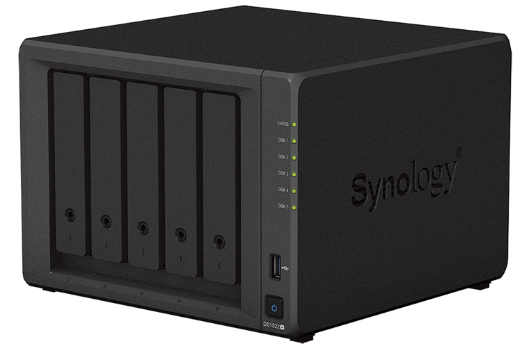 Synology выпустила настольное хранилище DiskStation DS1522+ на пять накопителей