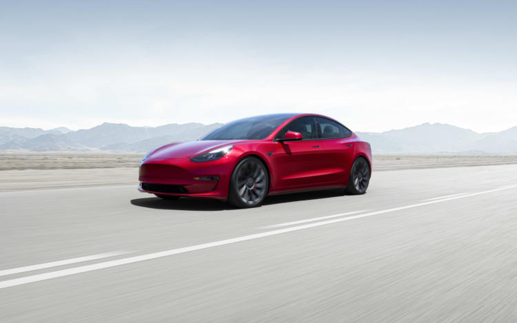 Немецкий регулятор призвал Tesla отозвать почти 60 тыс. Model Y и Model 3