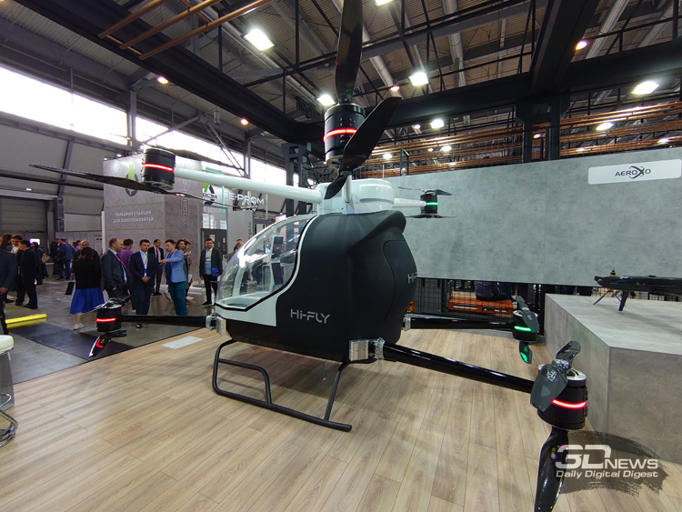 На выставке Иннопром-2022 представили российский беспилотник Hi-Fly S700 для доставки грузов и людей
