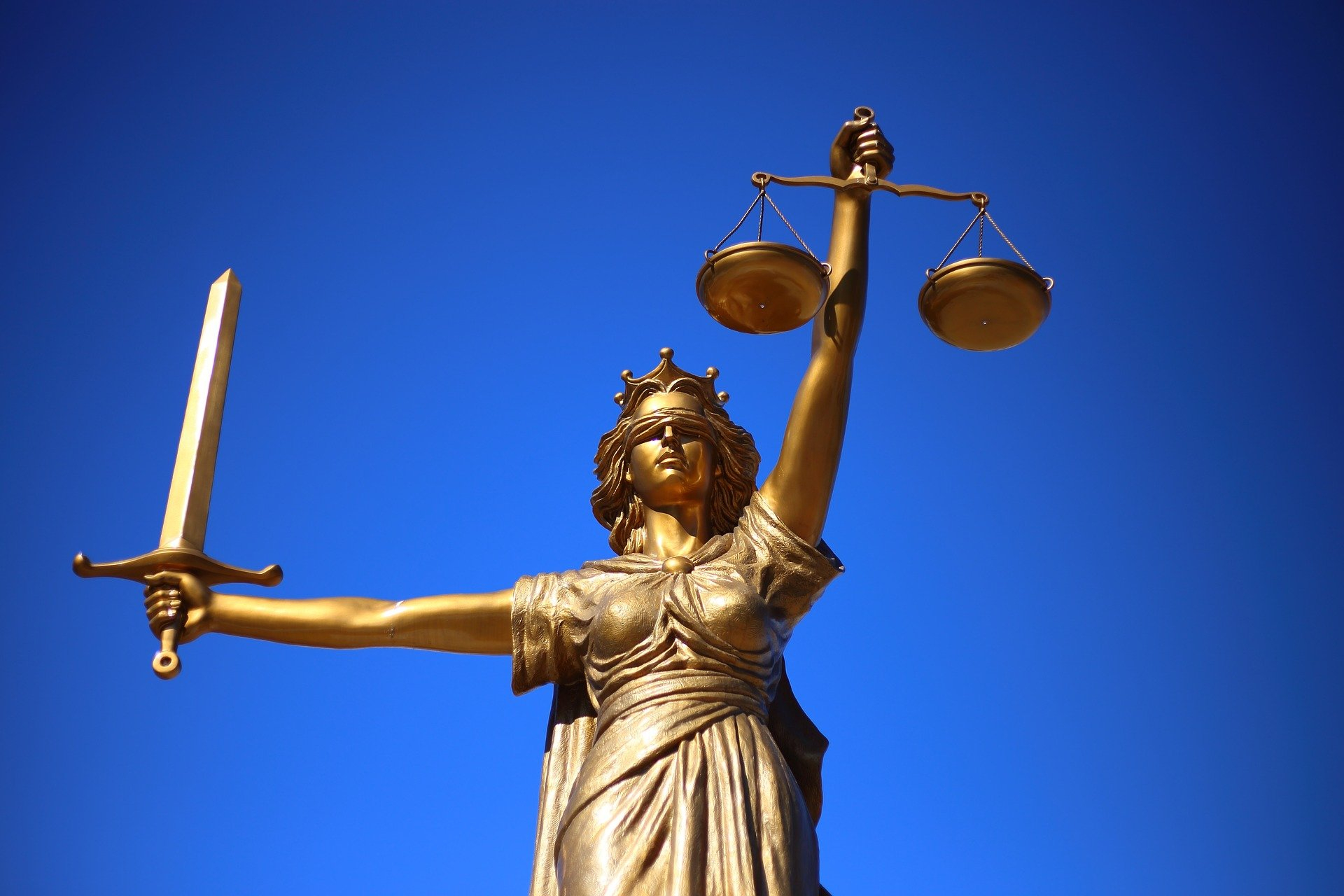 Екатеринбуржца приговорили к 2,5 годам ограничения свободы за торговлю читами для World of Tanks