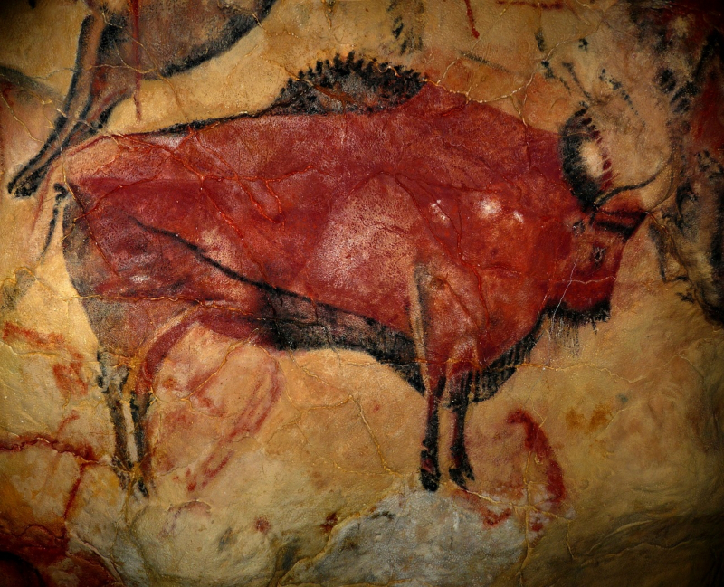  Бизон убит на рисунке — будет убит и на охоте (наскальная живопись из пещеры Альтамира; источник: Pixabay) 
