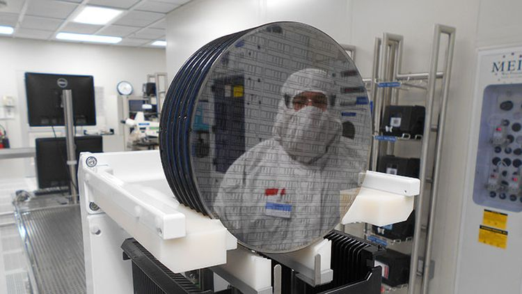 NXP Semiconductors рассчитывает на высокий спрос на чипы в этом квартале