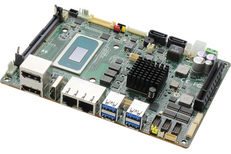 AAEON представила 4″ одноплатный компьютер EPIC-TGH7 с Intel Xeon W-11865MRE