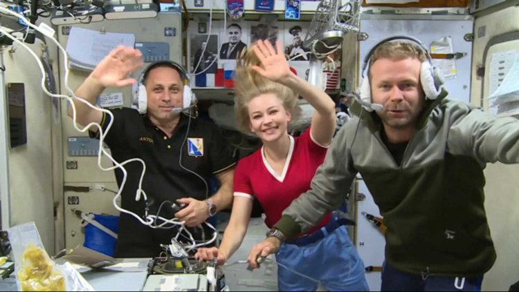 Космонавты-участники фильма «Вызов» завершат съёмки осенью 2022 года — дата выхода картины пока неизвестна