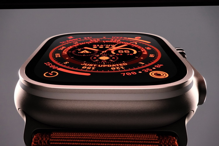 Apple представила защищённые смарт-часы Watch Ultra для экстремалов за $799