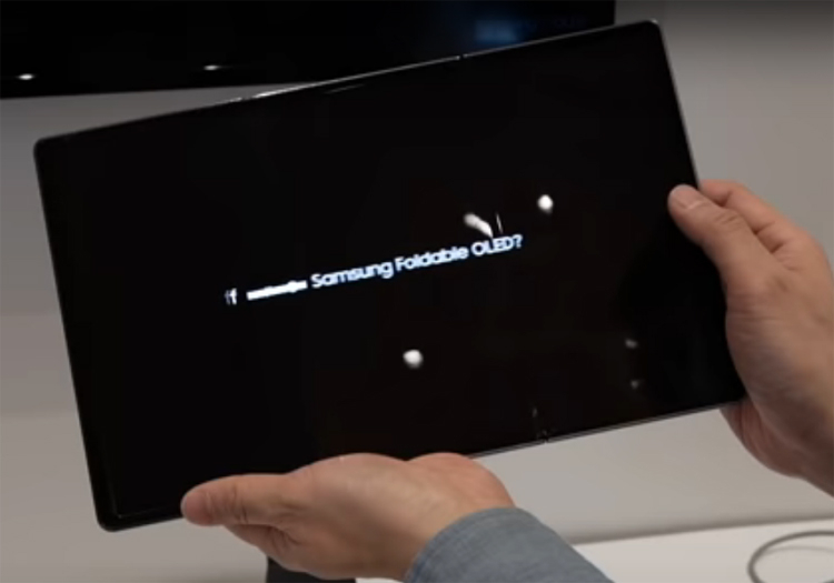 Samsung зарегистрировала марку Flex G для гибрида смартфона и планшета с гибким экраном