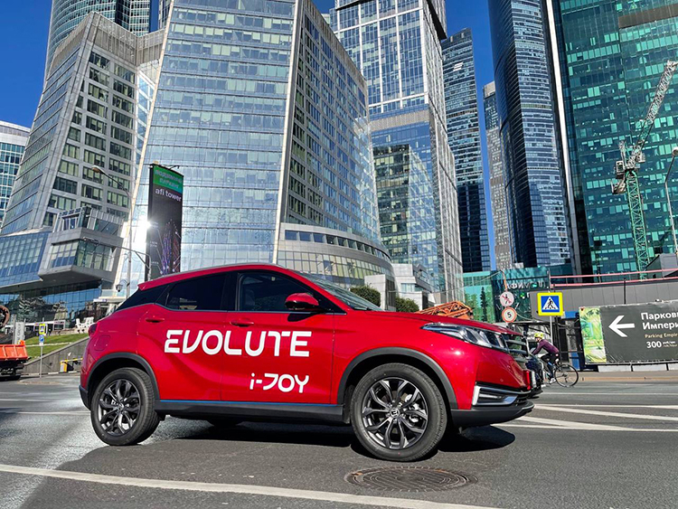 Дилер раскрыл цены на российские электромобили бренда EVOLUTE