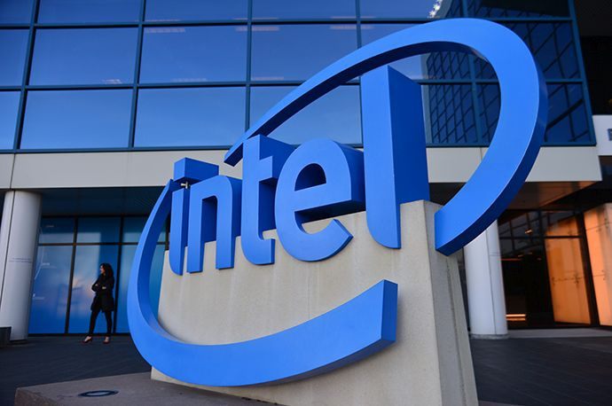 Intel перейдёт на разработку процессоров с расчётом на контрактное производство — в том числе на своих мощностях