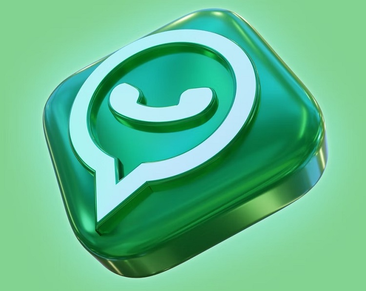     Apple iMessage    WhatsApp