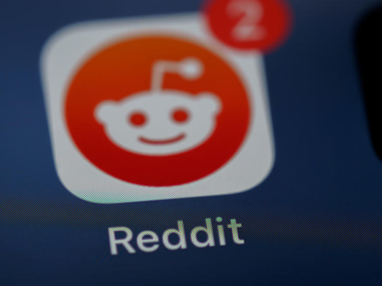 Миллионы пользователей Reddit создали криптокошельки, чтобы купить NFT-аватары