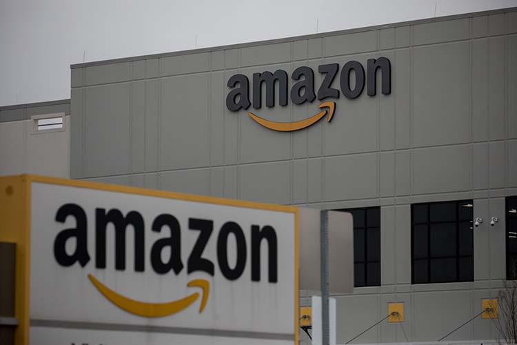 Рыночная стоимость Amazon опустилась ниже $1 трлн — впервые с 2020 года