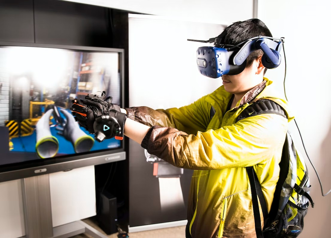 Палмер Лаки создал VR-шлем, способный по-настоящему взорвать мозг пользователя в случае смерти в игре