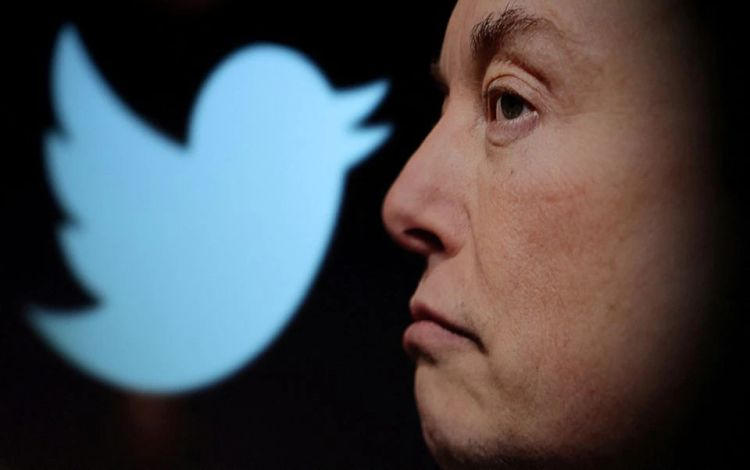 Илон Маск постарается вернуть синие галочки в Twitter к концу этой недели