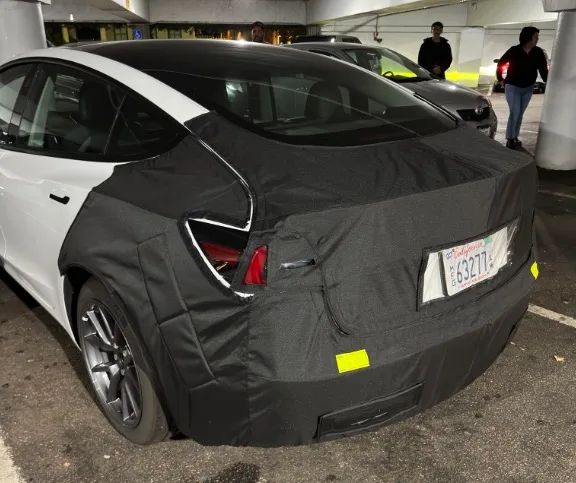 В Калифорнии замечен прототип обновленной Tesla Model 3