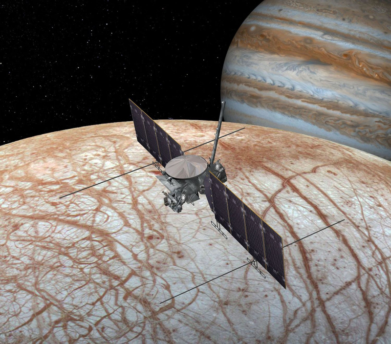  В рамках проекта Europa Clipper возможно использование кубсатов для ретрансляции информации на Землю. Графика NASA 